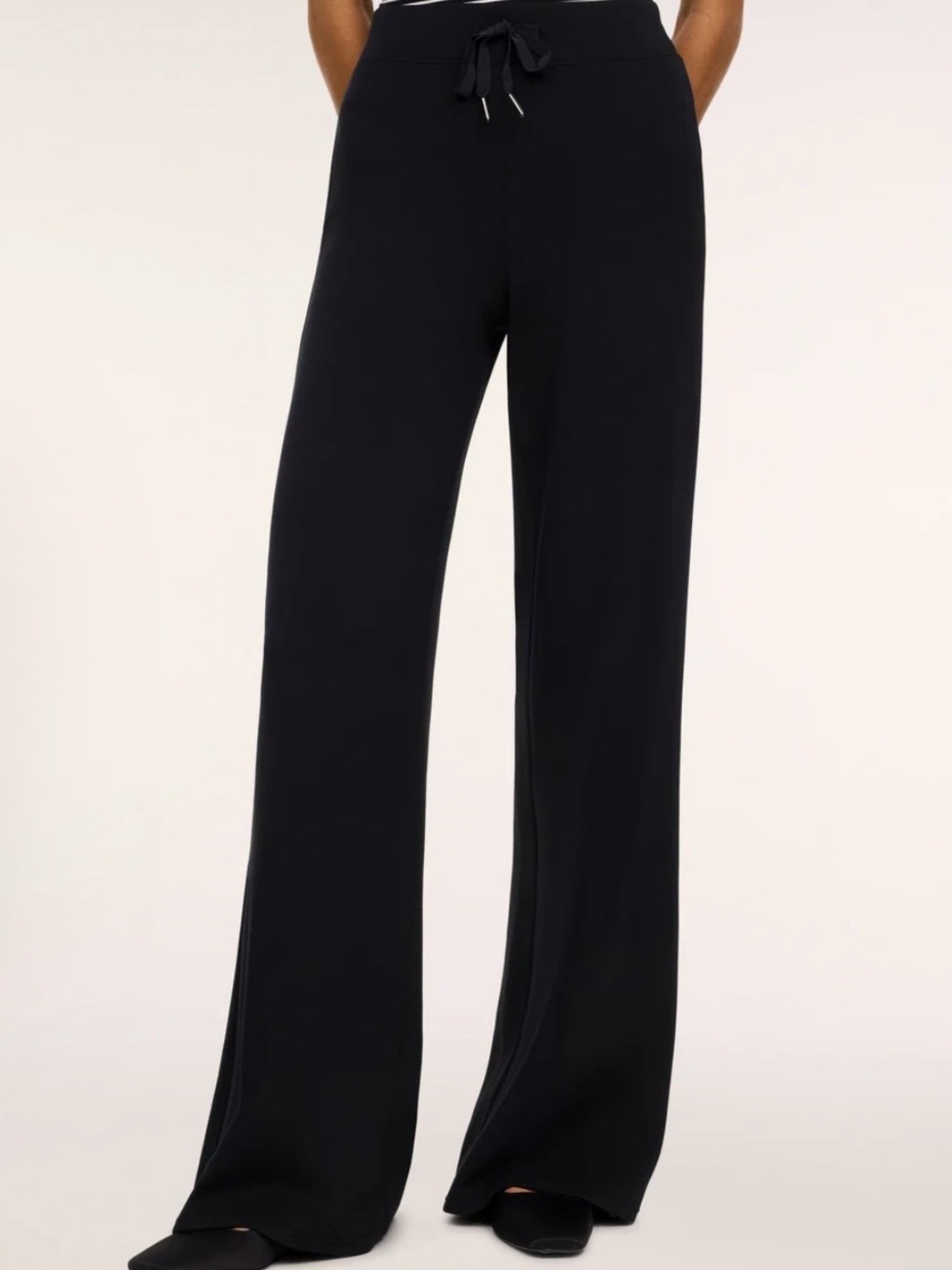 SPANX AirEssentials Wide Leg Pant (Black, L)